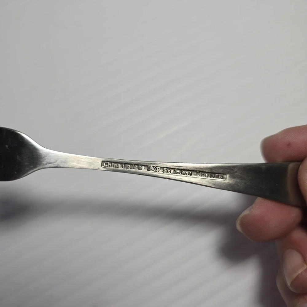 6 Salad Fork Chelsea Update International Stainless Center Ridge